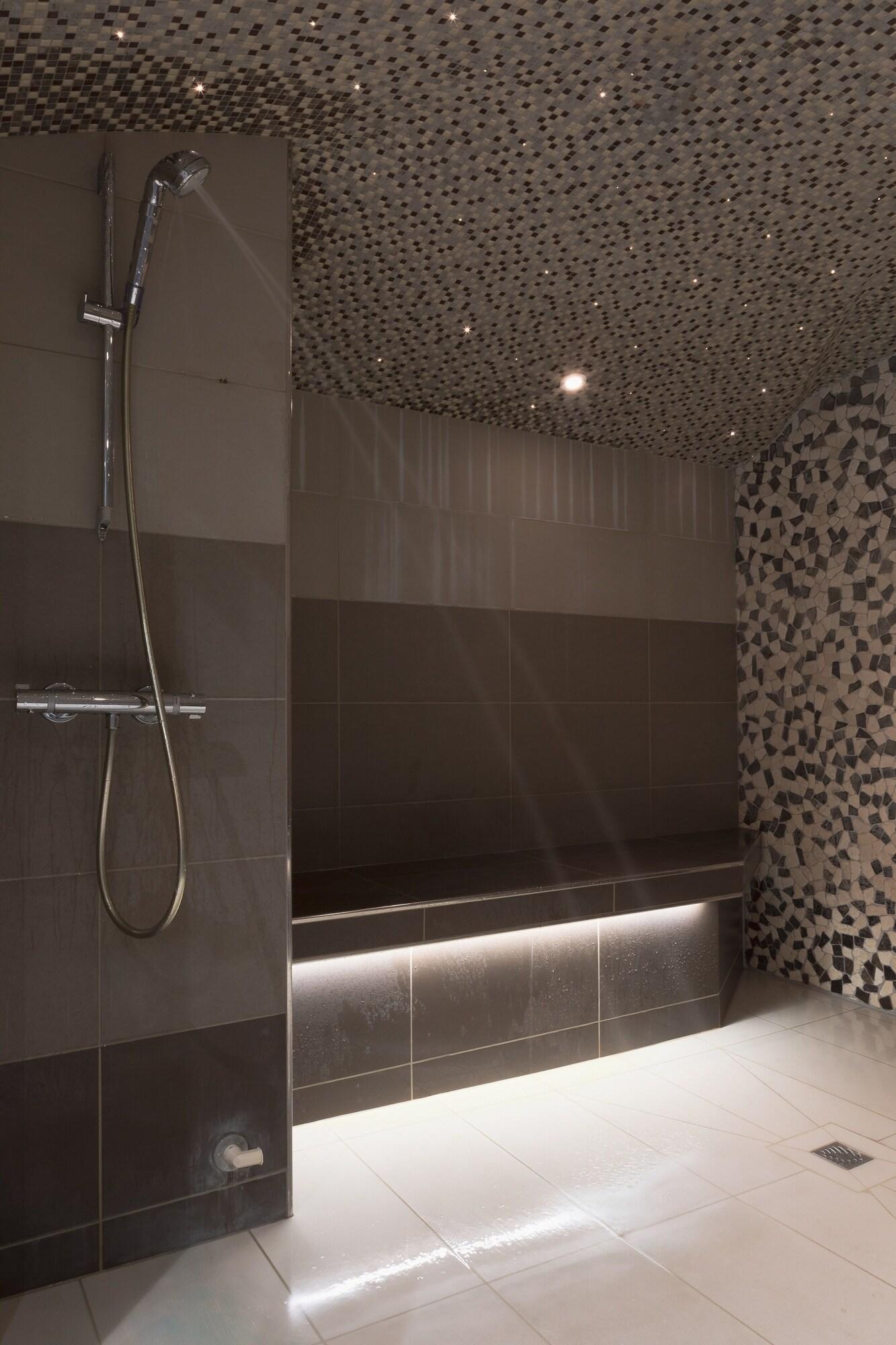 La Reserve Geneve Voltaire 4*